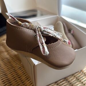 Sun and Lace genuine leather Bella Jane